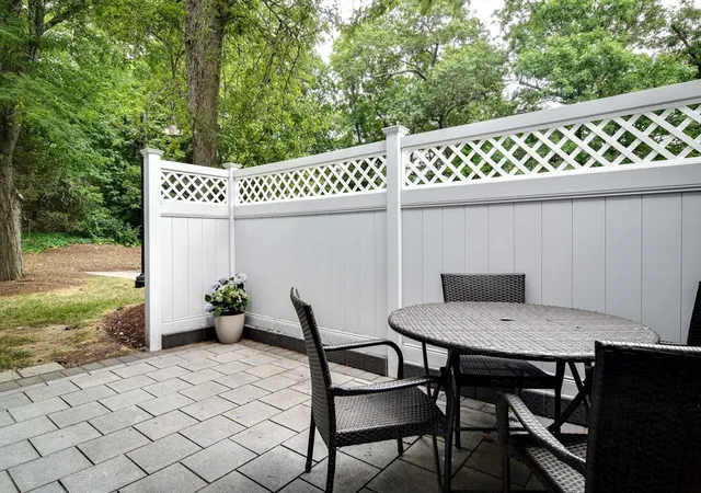 2nd image of 5 Village Rock Lane #15, Natick, MA 01760 | MLS# 73553275