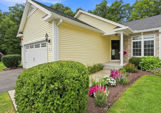 2nd image of 82 Beech Hill Road #82, West Springfield, MA 01089 | MLS# 73567122