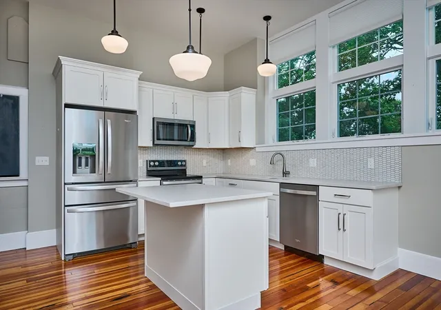 Homes for sale in Hatfield, MA | 58 Main St #4, Hatfield, MA 01038 | MLS# 73542785