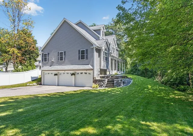 Photo 3 of Sale Pending at 40 Adelman Rd, Billerica, MA 01821 | MLS# 73560206 | Listing updated on 2026-08-08