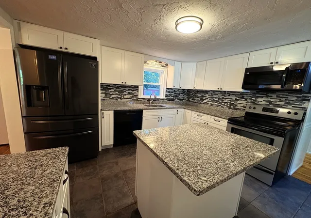 Photo 2 of Single family home for sale at 38 Frank St, Middleboro, MA 02346 | MLS# 73570150 | Listing updated on 2026-09-18