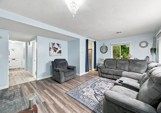 5th image of 95 Commons Dr #107, Shrewsbury, MA 01545 | MLS# 73567861