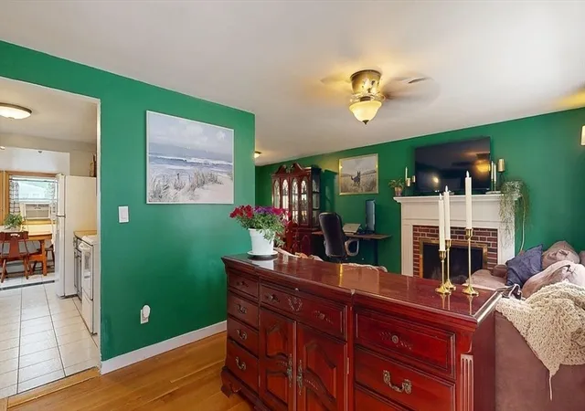 4th image of 50 Rolling Ridge Road, Holden, MA 01520 | MLS# 73545931