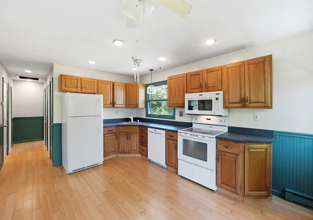 Photo 3 of Single family home for sale at 66 Pierce Rd, West Brookfield, MA 01585 | MLS# 73557062 | Listing updated on 2026-10-03