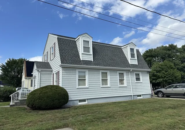 2nd image of 124 Felton St, New Bedford, MA 02745 | MLS# 73565761