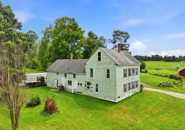 4th image of 233 Ragged Hill Rd, West Brookfield, MA 01585 | MLS# 73553767