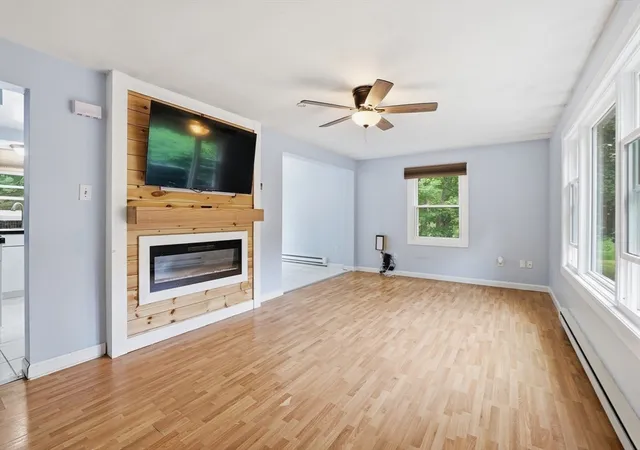 4th image of 135 Bedford St, Lakeville, MA 02347 | MLS# 73540922
