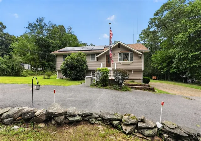 1st image of 350 Se Main St, Douglas, MA 01516 | MLS# 73568095