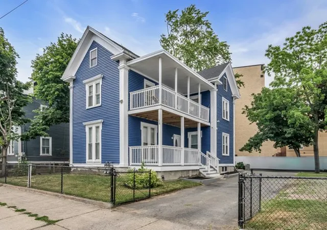 1st image of 15 Hanover St, Lynn, MA 01902 | MLS# 73551062