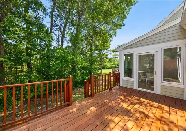 5th image of 9 Blue Meadow Ct #9, Buzzards Bay, MA 02532 | MLS# 73552893