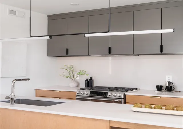 4th image of 182 Tremont St #5A, Somerville, MA 02143 | MLS# 73500444