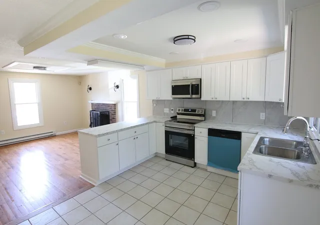 3rd image of 1430 Russell Rd #12, Westfield, MA 01085 | MLS# 73550642
