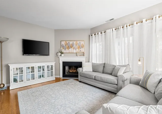 Listing Photo 4 - Condo for sale in building located at 391 Neponset St, Norwood, MA 02062 - Unit #F