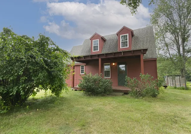 Photo 2 of Single family home for sale at 12 Fairground Rd, Sturbridge, MA 01566 | MLS# 73557112 | Listing updated on 2026-09-05