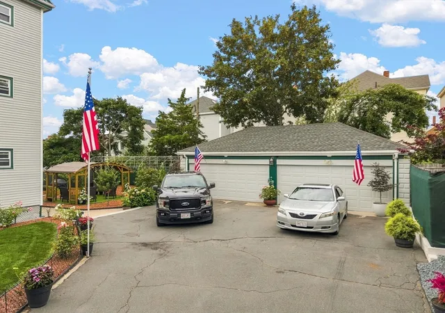 4th image of 33 George St, New Bedford, MA 02744 | MLS# 73566042