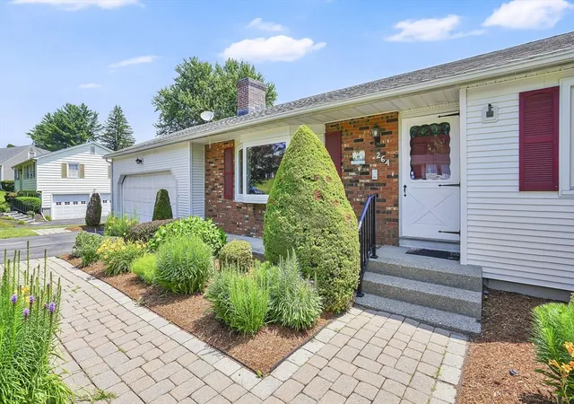Homes for sale in West Springfield, MA | 264 Greystone Ave, West Springfield, MA 01089 | MLS# 73547606