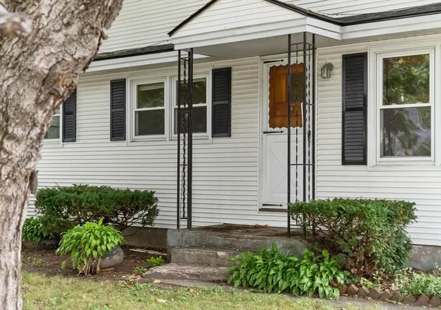 3rd image of 16 Hobson St, Leominster, MA 01453 | MLS# 73553906