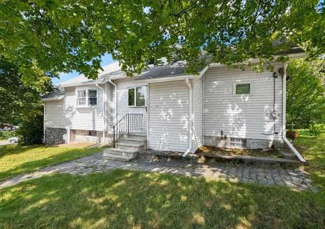 2nd image of 434 Hamilton, Worcester, MA 01604 | MLS# 73567871