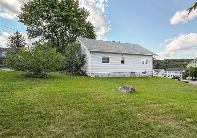 3rd image of 434 Hamilton, Worcester, MA 01604 | MLS# 73567871