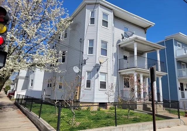 Homes for sale in Everett, MA | 21 Bryant St, Everett, MA 02149 | MLS# 73505560