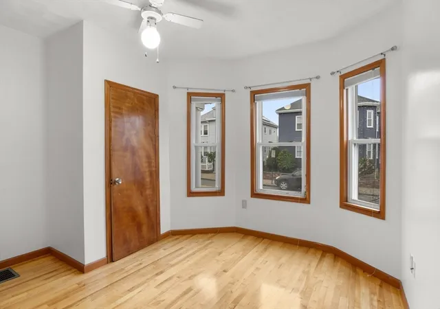 Homes for sale in Everett, MA | 21 Bryant St, Everett, MA 02149 | MLS# 73505560