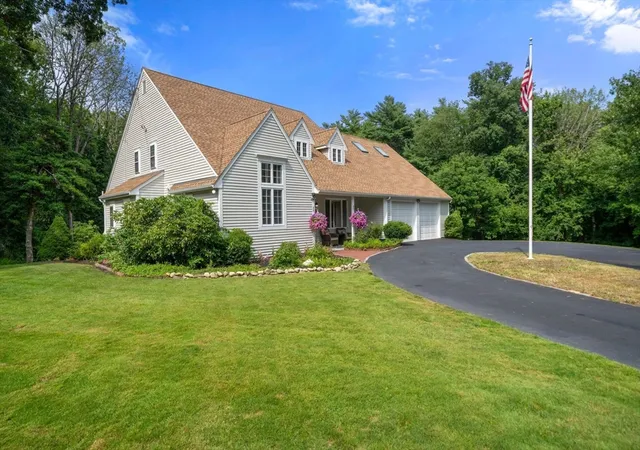 Photo 2 of Sale Pending at 359 Holly Rd, Marshfield, MA 02050 | MLS# 73559034 | Listing updated on 2026-09-08