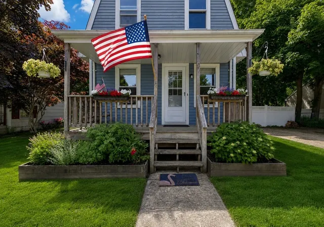 2nd image of 67 Coleman St, Seekonk, MA 02771 | MLS# 73524382