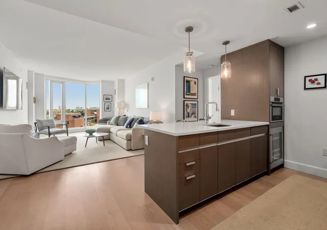 5th image of 100 Lovejoy Wharf #7J, Boston, MA 02114 | MLS# 73519321