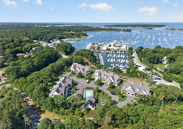 Homes for sale in Bourne, MA | 1090 Shore Road, Bourne, MA 02559 | Houzeo