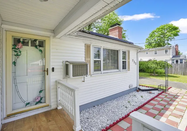 Photo 2 of Sale Pending at 135 Bulat Dr, Springfield, MA 01129 | MLS# 73535356 | Listing updated on 2026-08-28