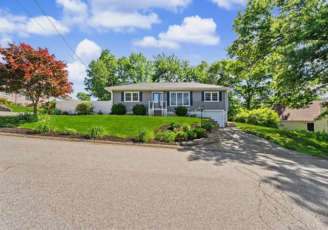 41st image of 28 Carrington Ave, Dracut, MA 01826 | MLS# 73538676