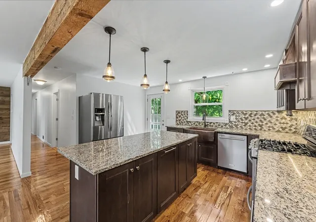 4th image of 28 Carrington Ave, Dracut, MA 01826 | MLS# 73538676