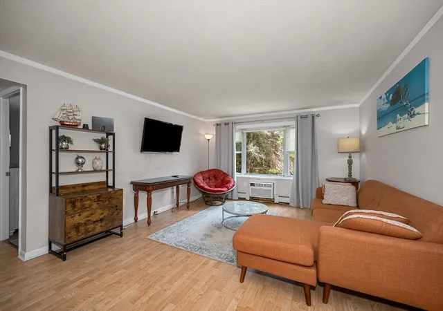4th image of A4 Colonial Dr #7, Andover, MA 01810 | MLS# 73543345
