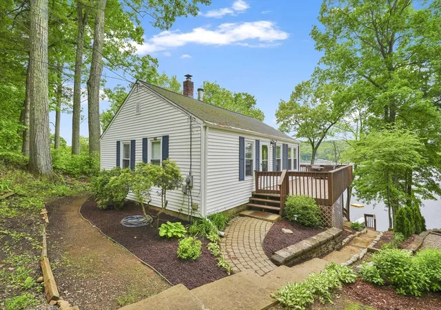 Homes for sale in Holland, MA | 12 Forest Ct, Holland, MA 01521 | MLS# 73536027