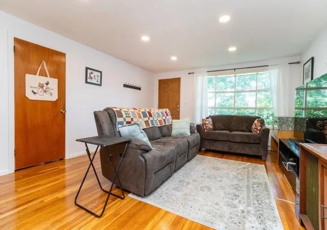 Photo 3 of Sale Pending at 96 Crestwood Ln, Marlborough, MA 01752 | MLS# 73559327 | Listing updated on 2026-08-30