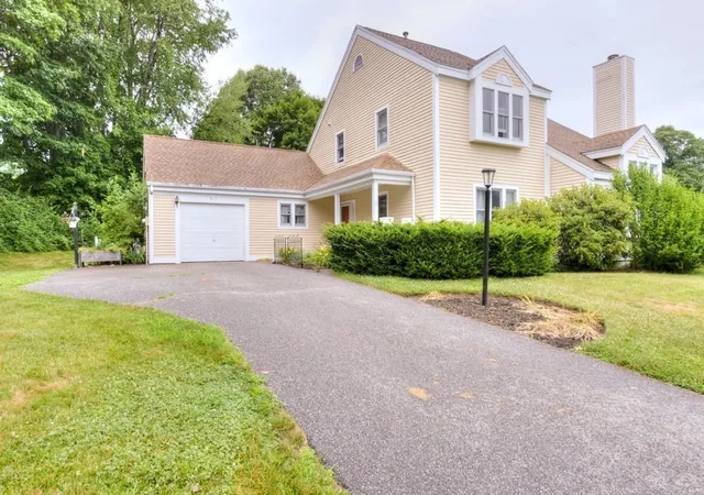 Homes for sale in Auburn, MA | 5 Pioneer Lane #1, Auburn, MA 01501 | MLS# 73545825