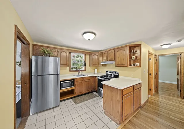 4th image of 12 Walnut Rd, Norwell, MA 02061 | MLS# 73538775
