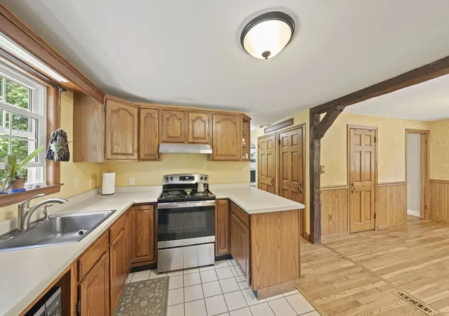 5th image of 12 Walnut Rd, Norwell, MA 02061 | MLS# 73538775