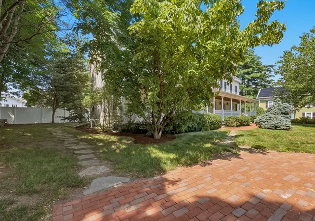 26th image of 10 Friend Ct #3, Wenham, MA 01984 | MLS# 73549618