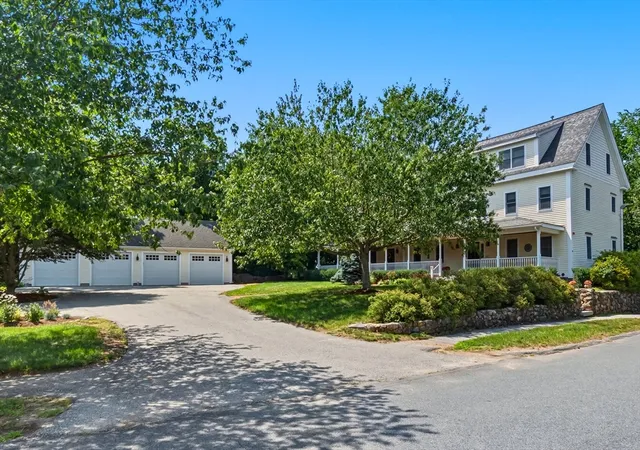 2nd image of 10 Friend Ct #3, Wenham, MA 01984 | MLS# 73549618