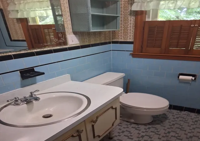 Photo 4 of Sale Pending at 45 Erie Ave, Worcester, MA 01605 | MLS# 73553892 | Listing updated on 2026-09-16