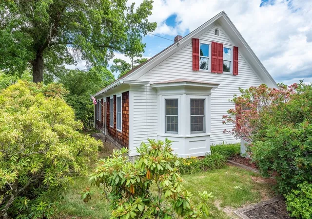 Homes for sale in Amherst, MA | 1450 S East St, Amherst, MA 01002 | MLS# 73540139