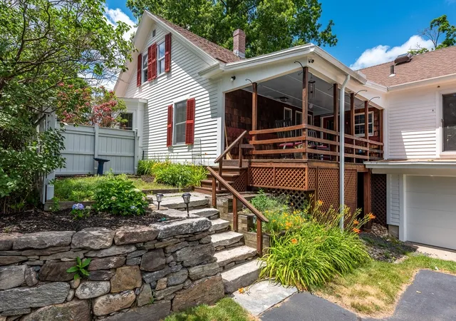 Homes for sale in Amherst, MA | 1450 S East St, Amherst, MA 01002 | MLS# 73540139