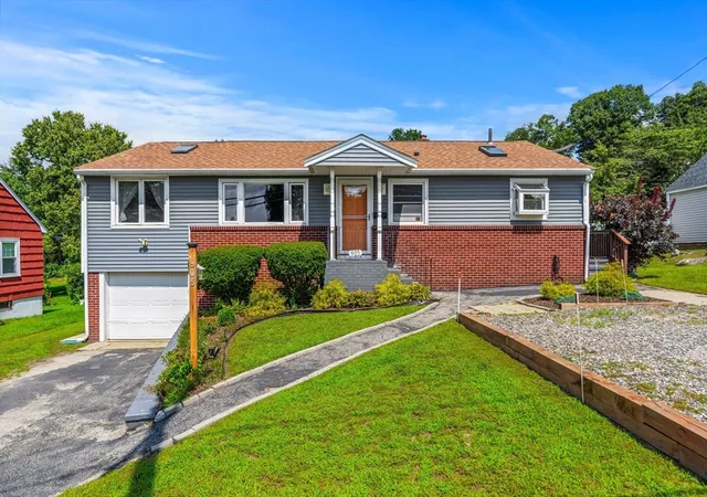 Photo 2 of Sale Pending at 905 Riverside Dr, Methuen, MA 01844 | MLS# 73563097 | Listing updated on 2026-09-02