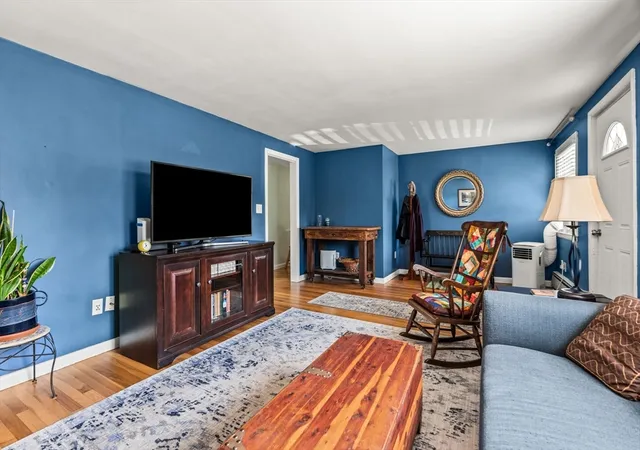 Photo 4 of Sale Pending at 905 Riverside Dr, Methuen, MA 01844 | MLS# 73563097 | Listing updated on 2026-09-02