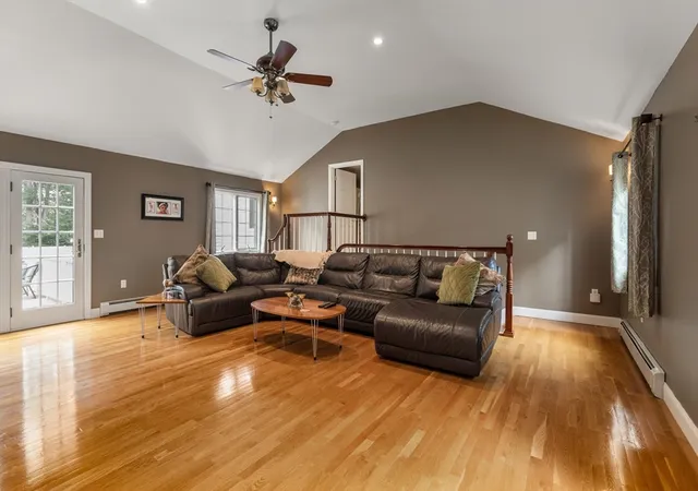 5th image of 33 Russell Rd, Hanover, MA 02339 | MLS# 73541317