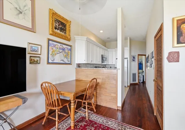 4th image of 1185 Nantasket Ave #5, Hull, MA 02045 | MLS# 73560207