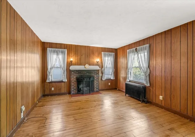 2nd image of 351 Pearl St, Braintree, MA 02184 | MLS# 73570341