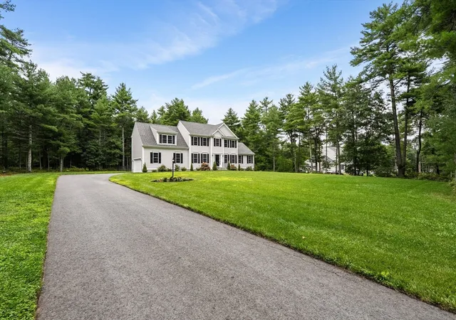 2nd image of 128 Thomas St, Middleboro, MA 02346 | MLS# 73565999