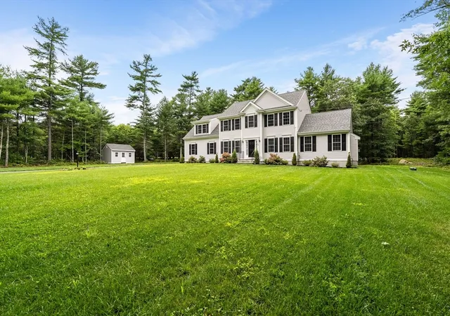 4th image of 128 Thomas St, Middleboro, MA 02346 | MLS# 73565999